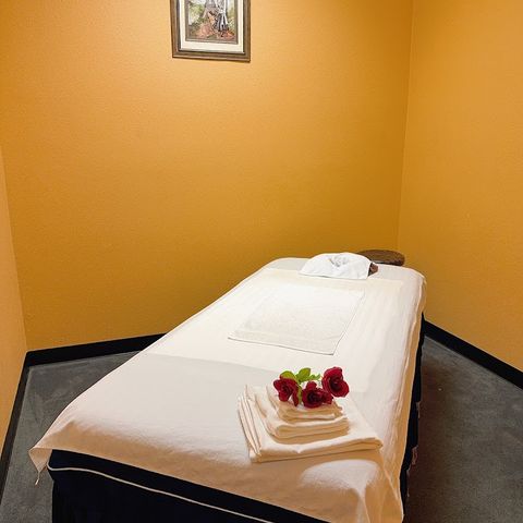 Q&Q FOOT SPA, massage spa in Lincoln City, OR